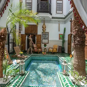 Yalla Habibi Riad